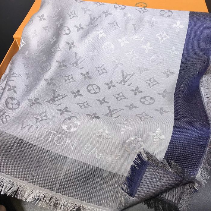 Louis Vuitton Scarf LV00114